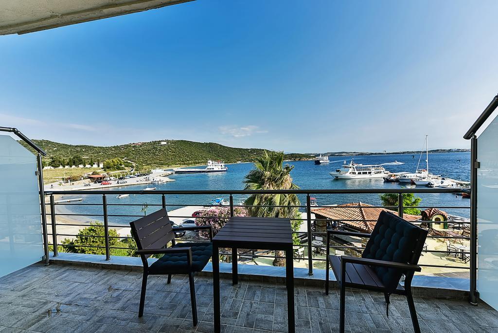 Pension Limani Ammouliani Exterior photo
